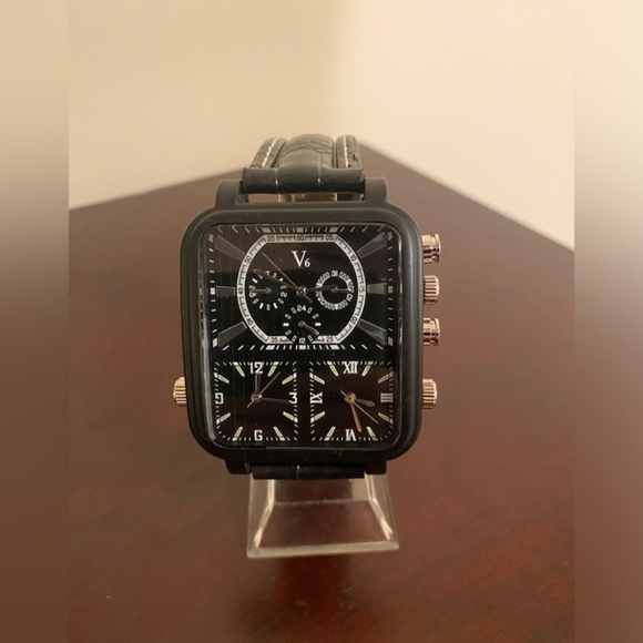 New Black V6 triple time zone fashion watch - Picture 1 of 3
